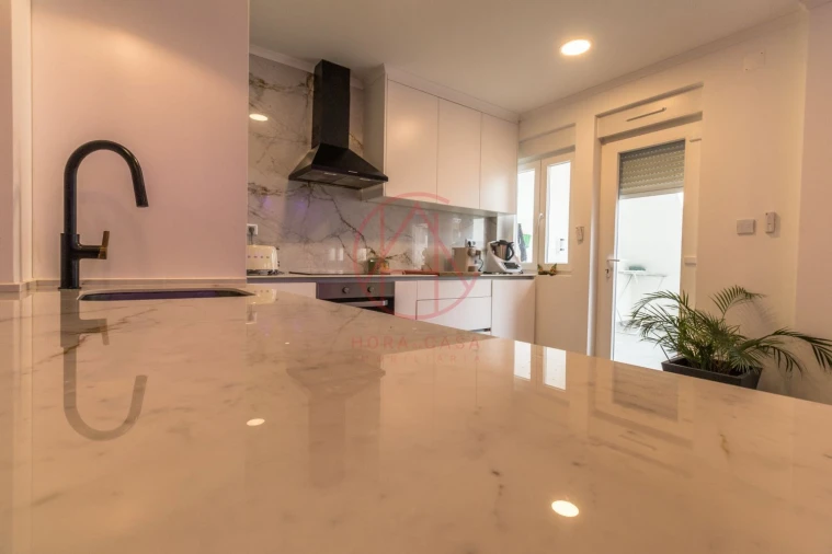 Apartamento T3 para Venda em Barreiro e Lavradio Foto 10