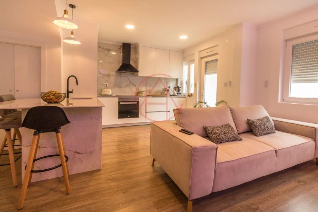 Apartamento T3 para Venda em Barreiro e Lavradio Foto 9