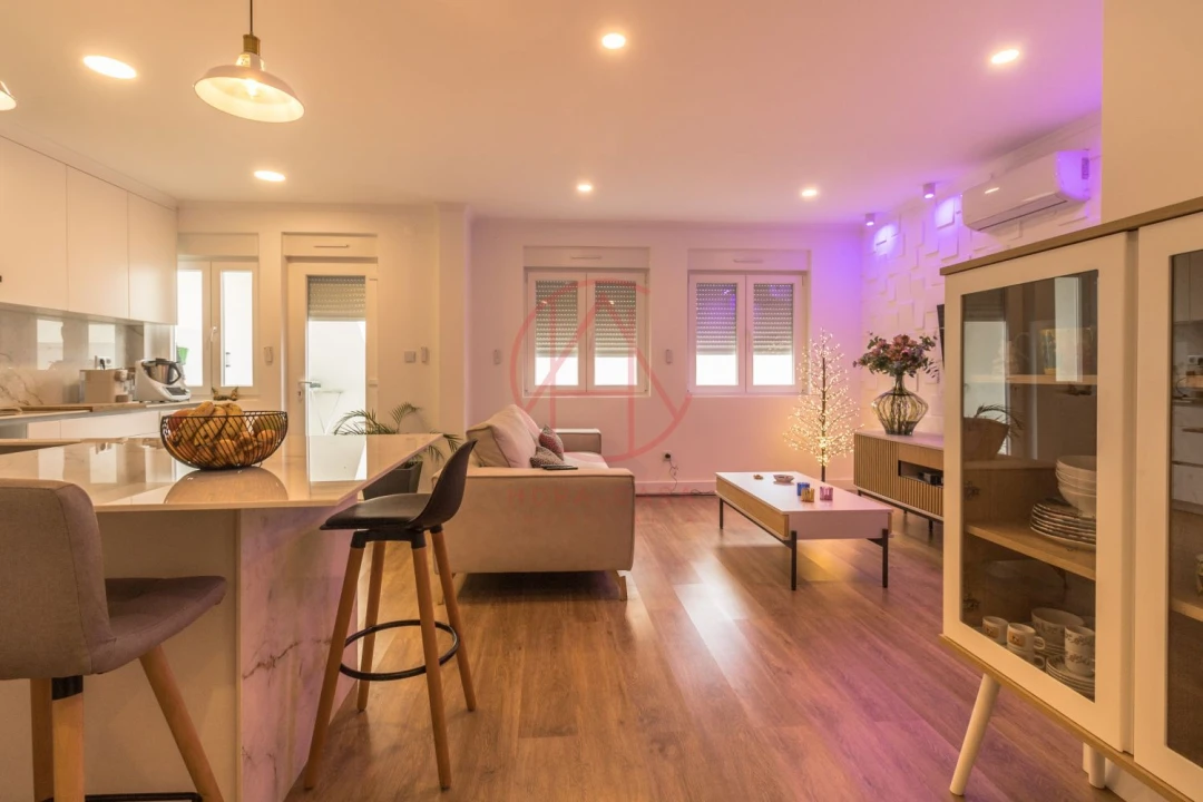 Apartamento T3 para Venda em Barreiro e Lavradio Foto 14