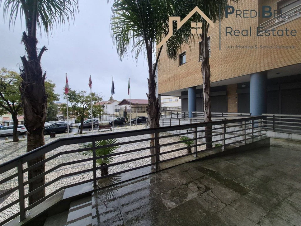 Apartamento T2 para Venda em Vila Franca de Xira Foto 30