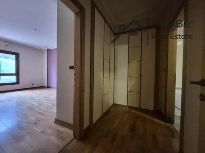 Apartamento T2 para Venda em Vila Franca de Xira Foto 6