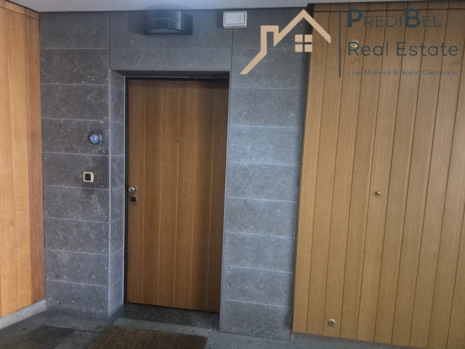 Apartamento T2 para Venda em Vila Franca de Xira Foto 26