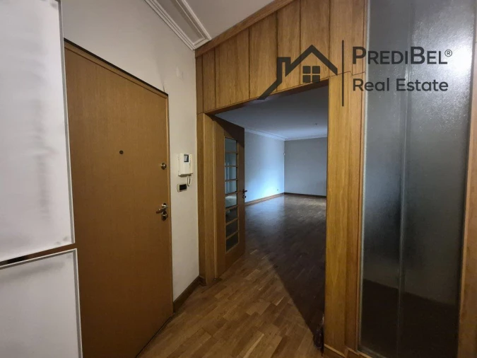 Apartamento T2 para Venda em Vila Franca de Xira Foto 4