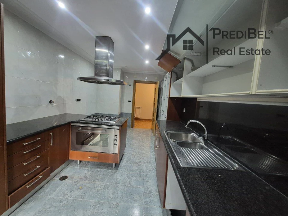 Apartamento T2 para Venda em Vila Franca de Xira Foto 13