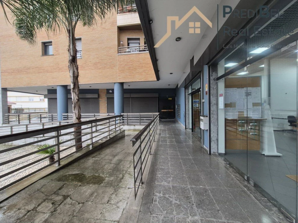 Apartamento T2 para Venda em Vila Franca de Xira Foto 31