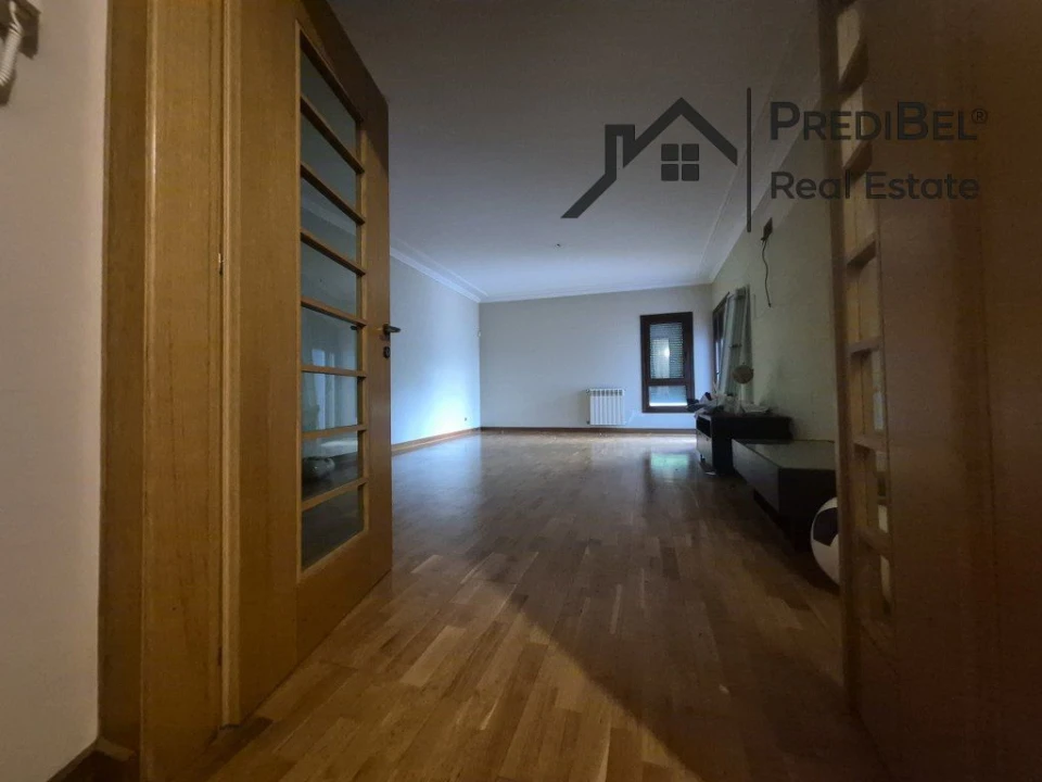 Apartamento T2 para Venda em Vila Franca de Xira Foto 5