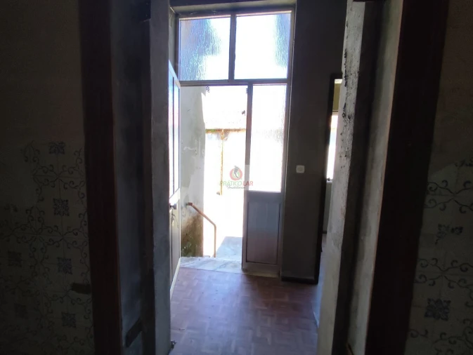 Moradia T6 para Venda em Aguada de Cima Foto 9