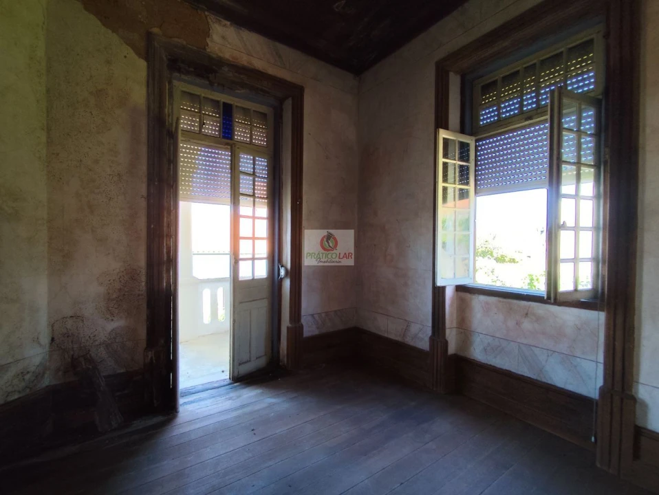 Moradia T6 para Venda em Aguada de Cima Foto 25