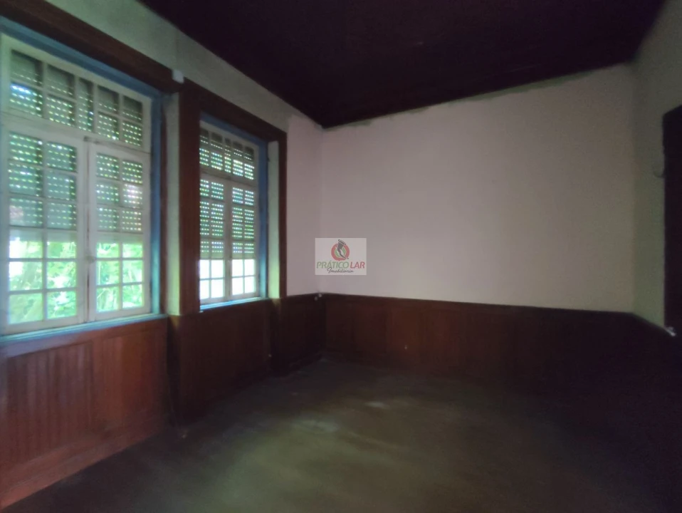 Moradia T6 para Venda em Aguada de Cima Foto 15