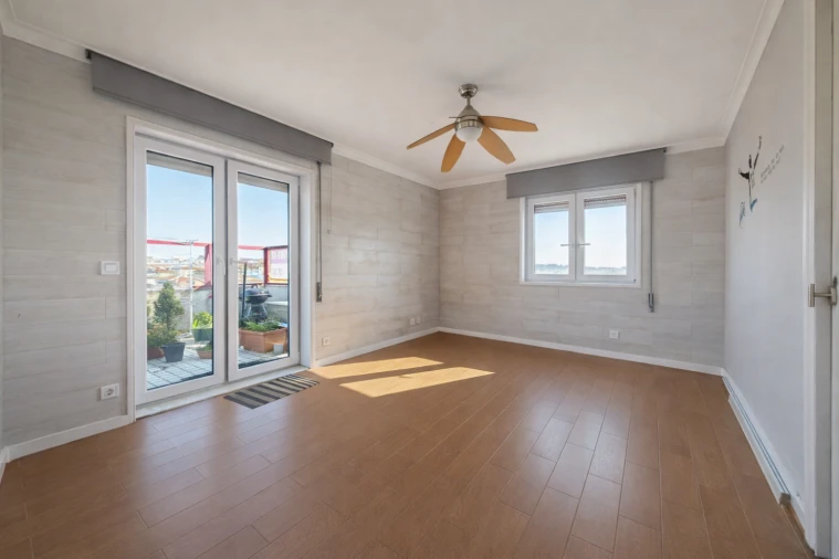 Apartamento T3 para Venda em Fânzeres e São Pedro da Cova Foto 9