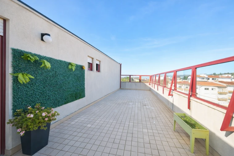 Apartamento T3 para Venda em Fânzeres e São Pedro da Cova Foto 11