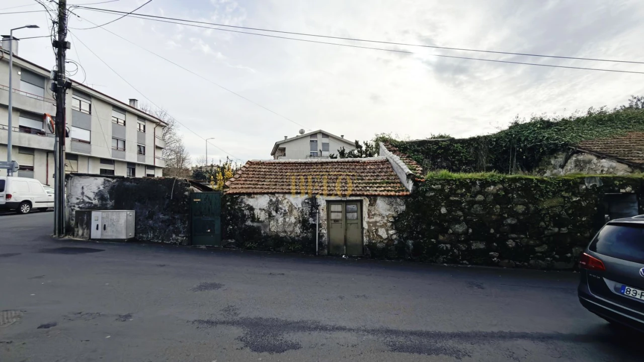 Terreno para Venda em Oliveira do Douro Foto 6