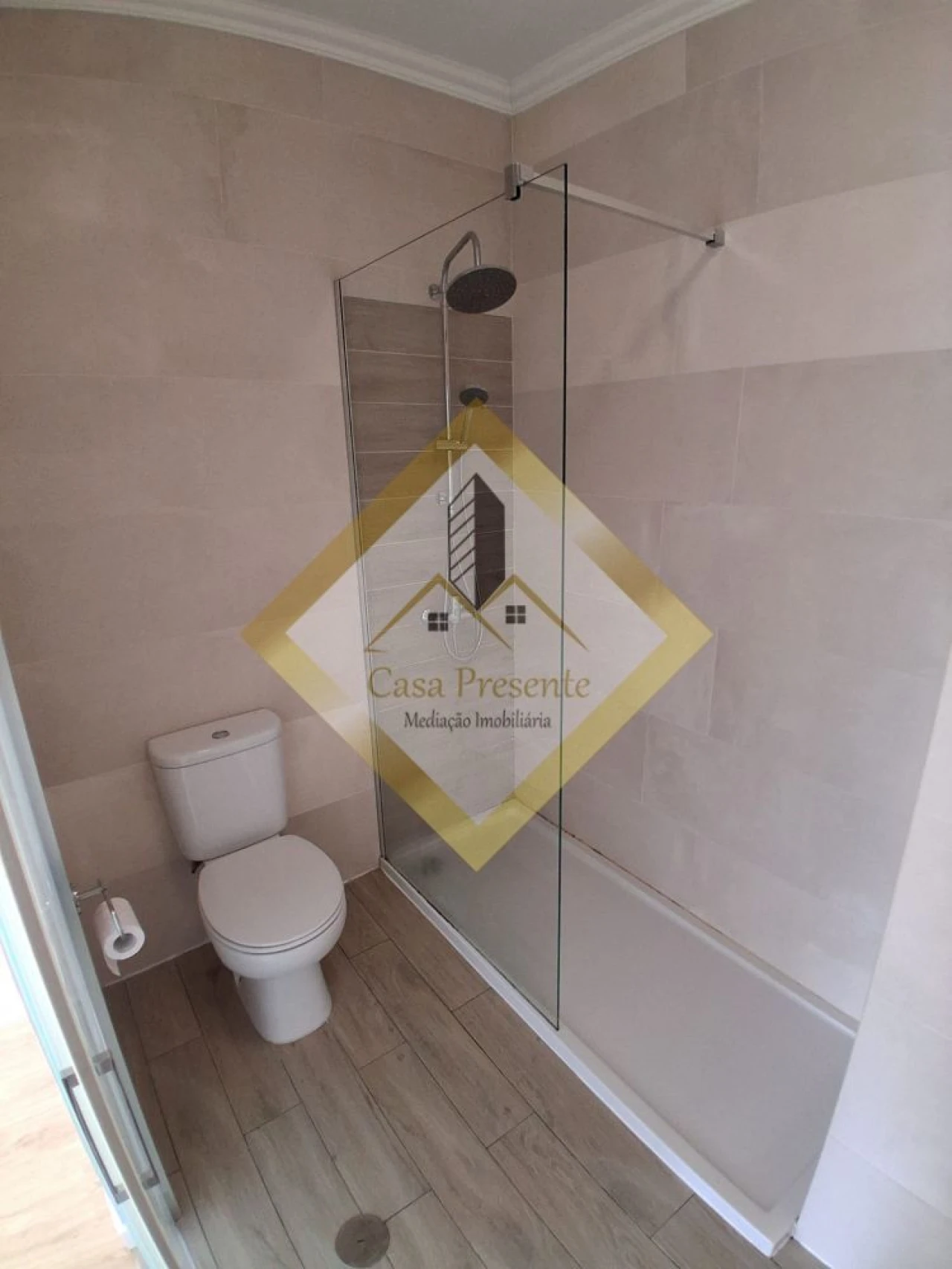 Apartamento T3 para Venda em Gondomar (São Cosme), Valbom e Jovim Foto 17