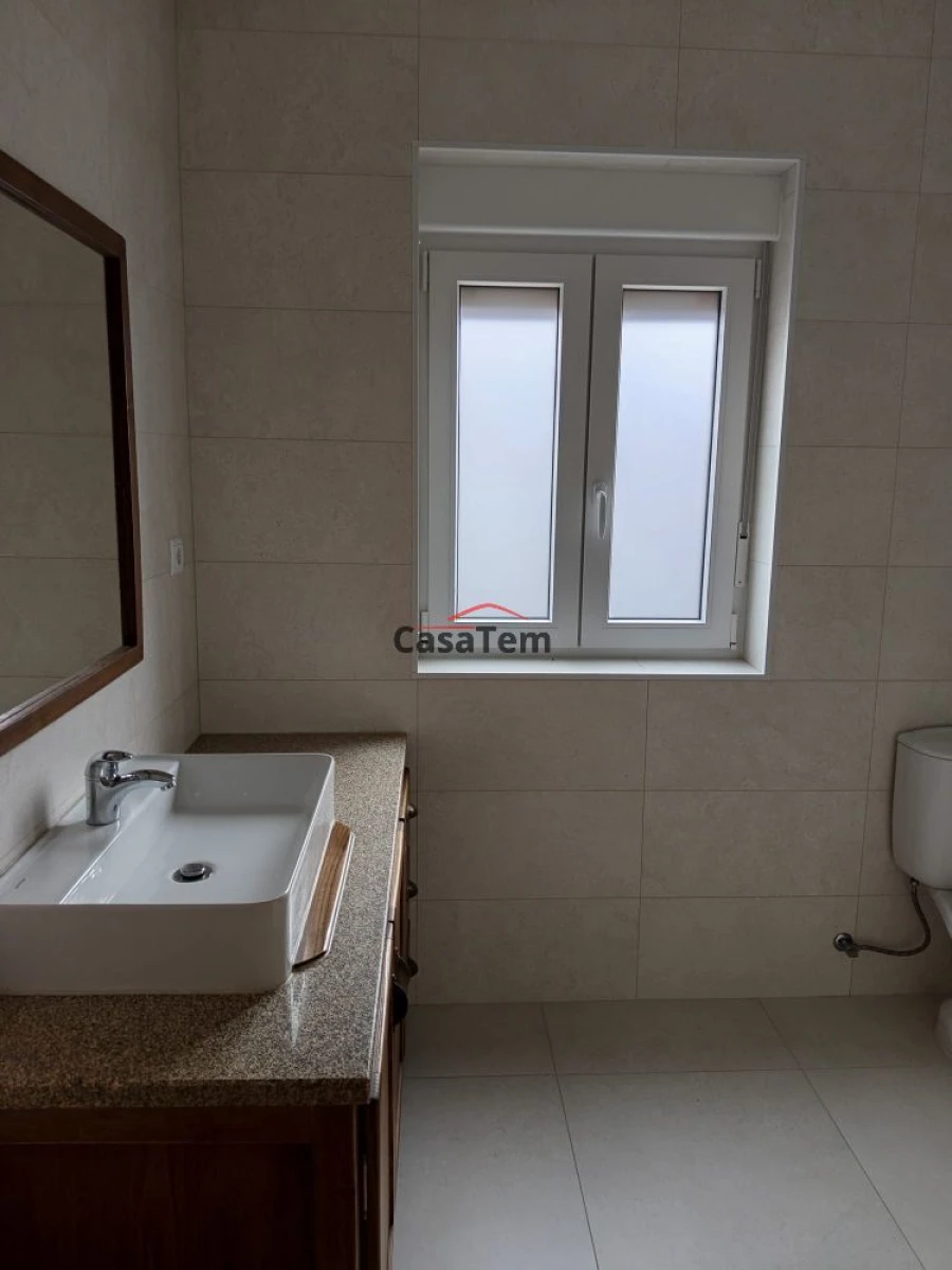 Apartamento T3 para Venda em Abraveses Foto 14