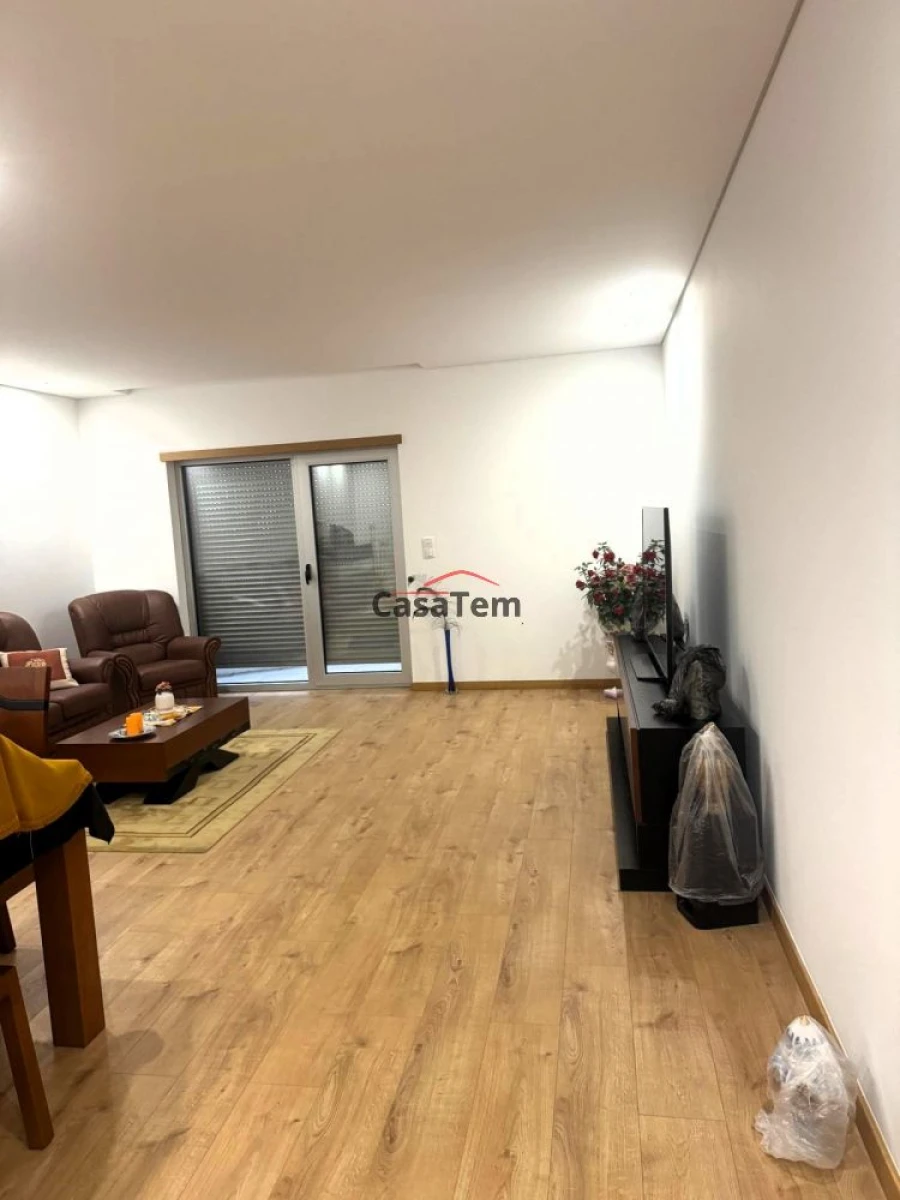 Apartamento T3 para Venda em Viseu Foto 11