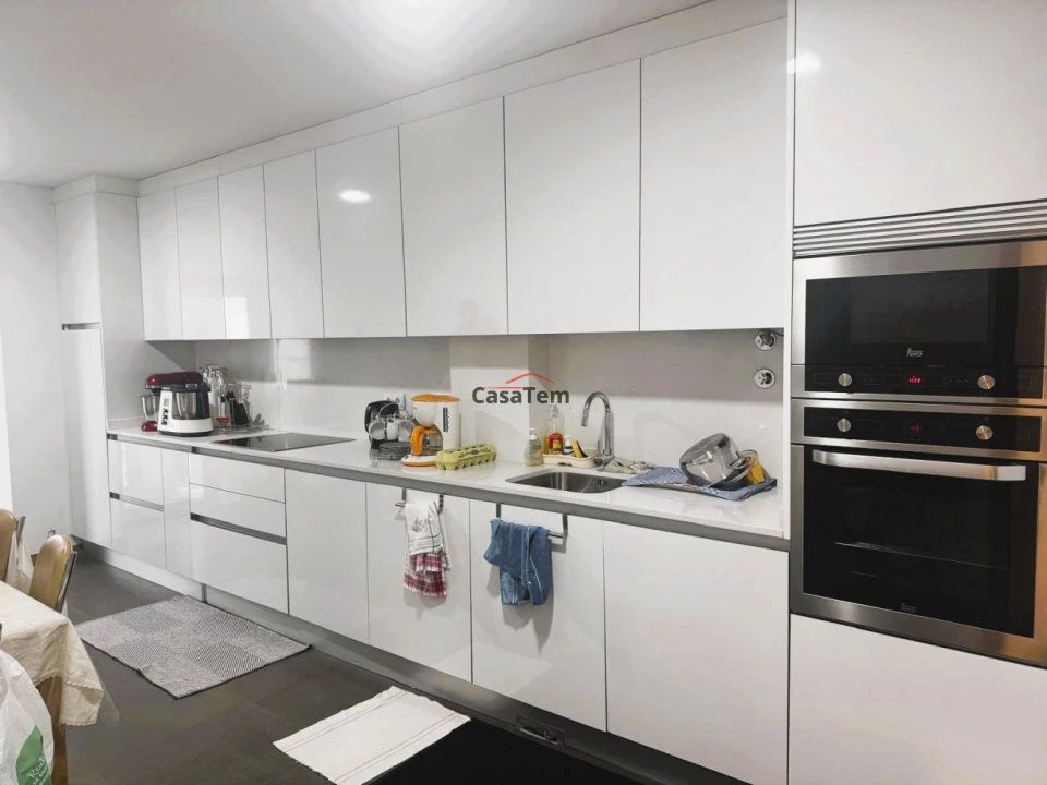 Apartamento T3 para Venda em Viseu Foto 5