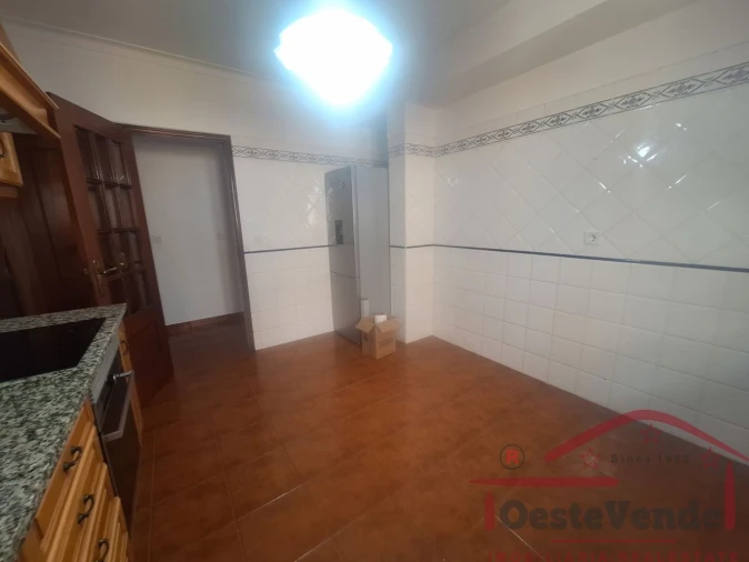 Apartamento T3 para Venda em Cadaval e Pêro Moniz Foto 5