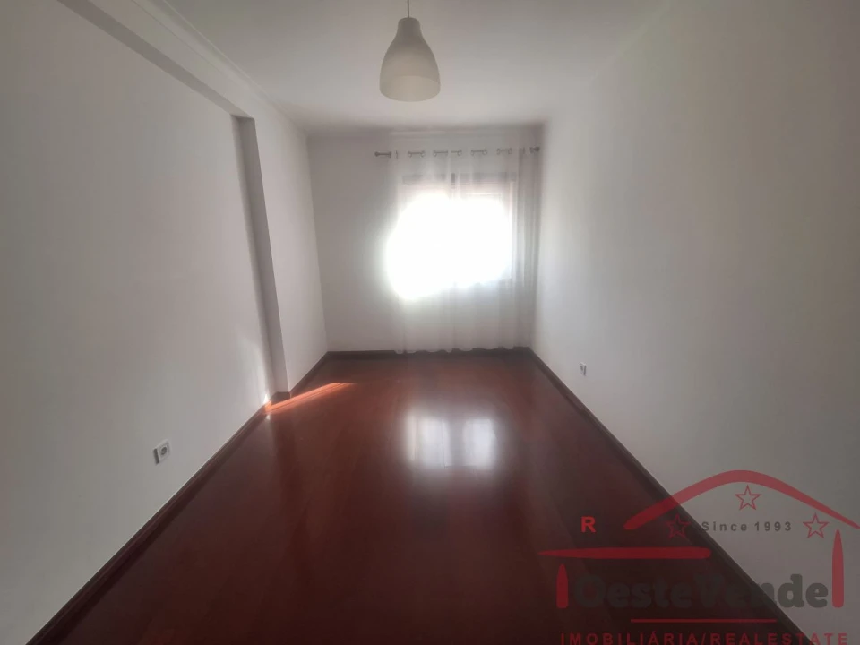 Apartamento T3 para Venda em Cadaval e Pêro Moniz Foto 27