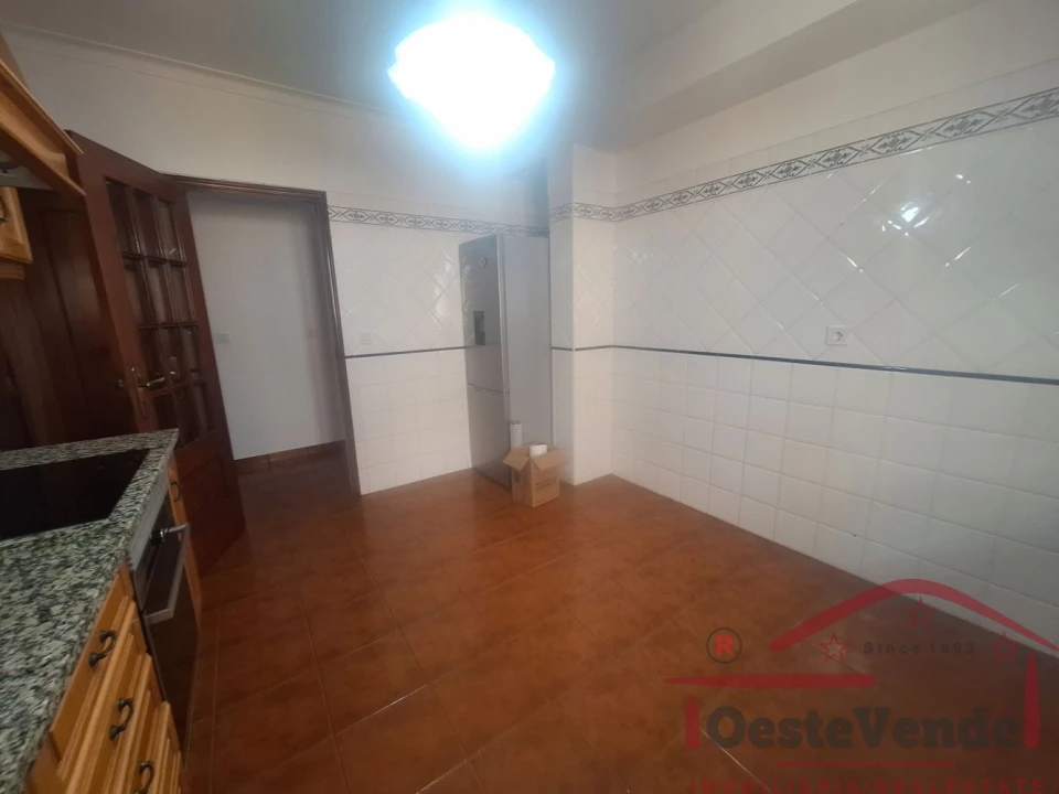 Apartamento T3 para Venda em Cadaval e Pêro Moniz Foto 5