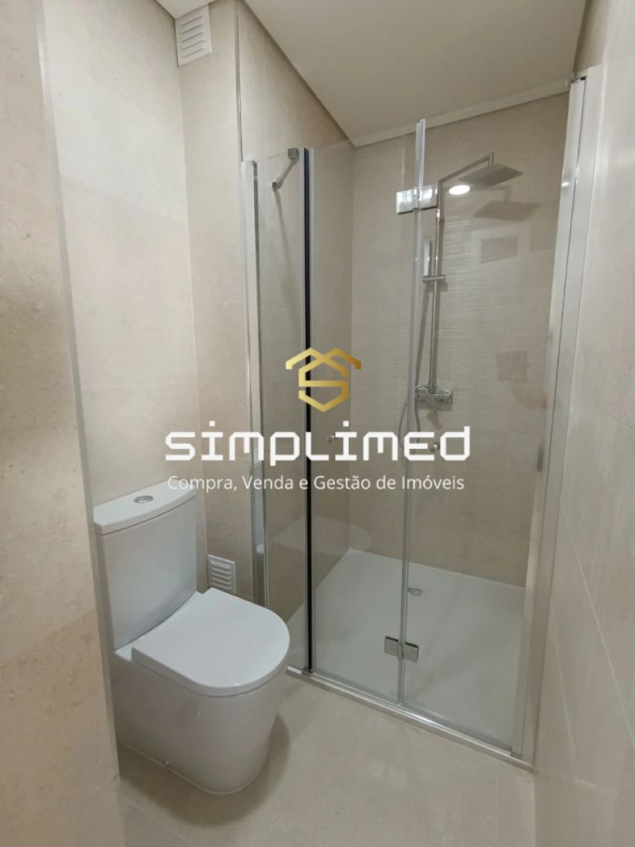 Apartamento T3 para Venda em Covilhã e Canhoso Foto 16