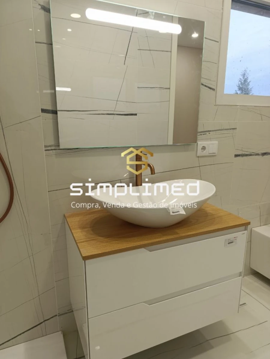 Apartamento T3 para Venda em Covilhã e Canhoso Foto 27