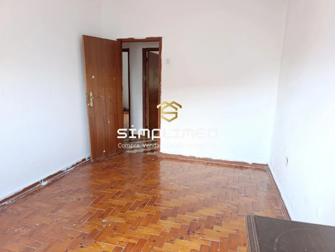 Apartamento T3 para Venda em Covilhã e Canhoso Foto 12