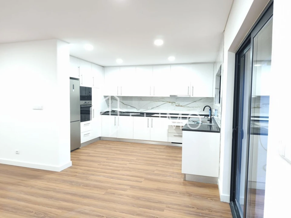 Moradia T3 para Venda em Vila de Cucujães Foto 20