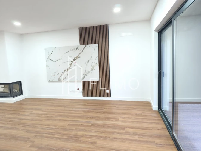 Moradia T3 para Venda em Vila de Cucujães Foto 10