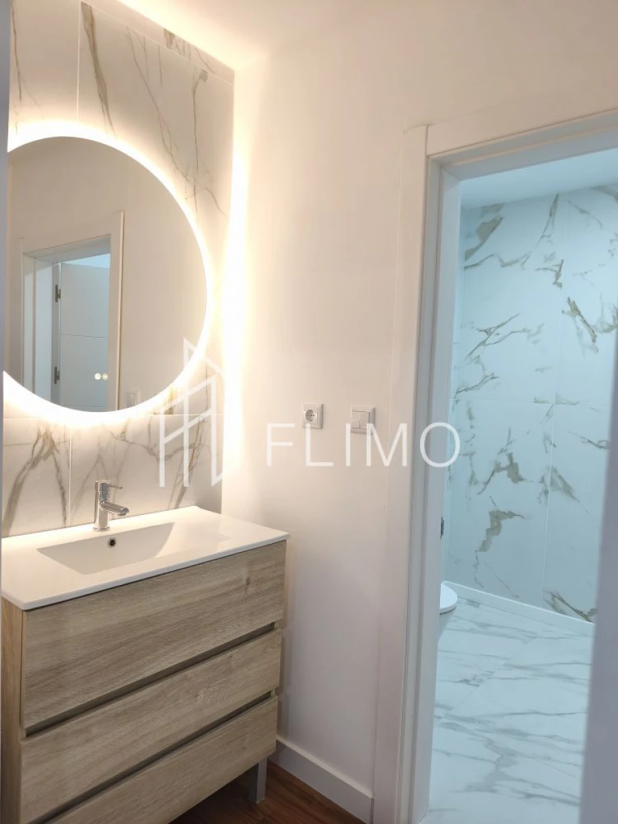 Moradia T3 para Venda em Vila de Cucujães Foto 16