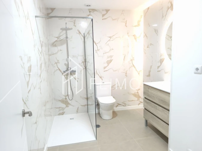 Moradia T3 para Venda em Vila de Cucujães Foto 33