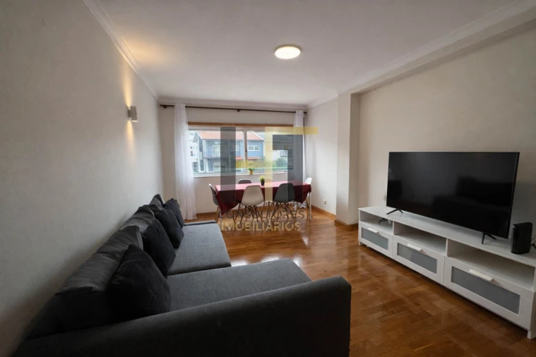Apartamento T2 para Venda em Santa Marinha e São Pedro da Afurada Foto 4