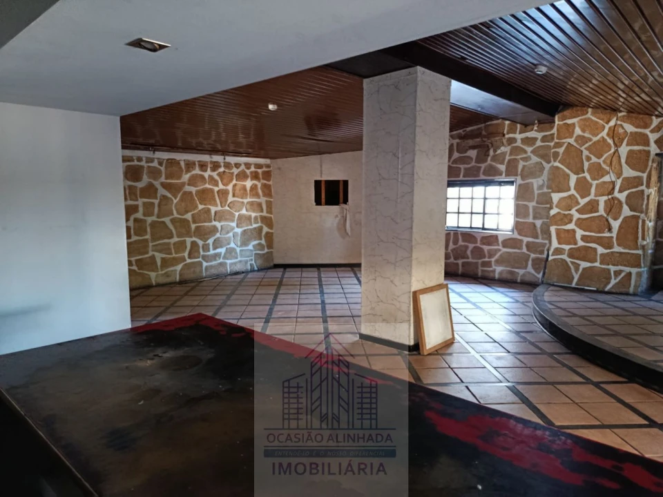 Loja para Arrendamento em Oliveira do Hospital e São Paio de Gramaços Foto 24