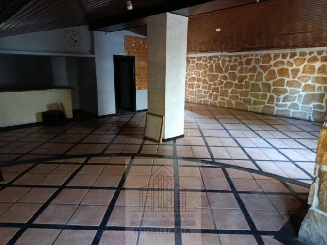 Loja para Arrendamento em Oliveira do Hospital e São Paio de Gramaços Foto 23