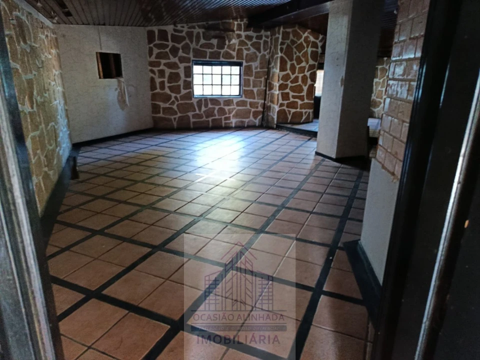 Loja para Arrendamento em Oliveira do Hospital e São Paio de Gramaços Foto 16