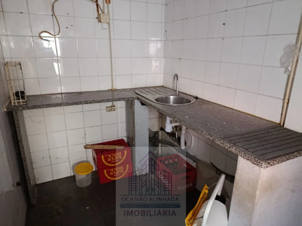 Loja para Arrendamento em Oliveira do Hospital e São Paio de Gramaços Foto 19
