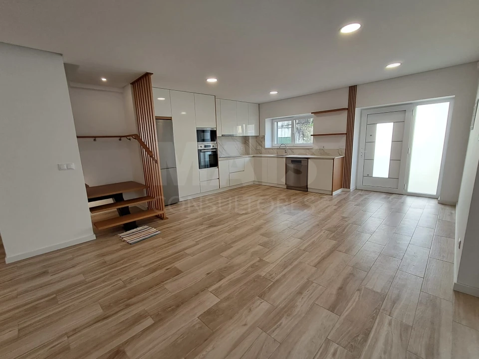 Moradia T3 para Venda em São Martinho do Porto Foto 8