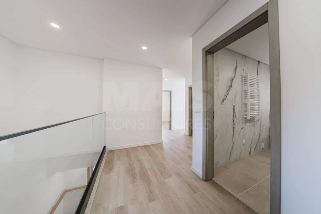 Moradia T3 para Venda em São Martinho do Porto Foto 11