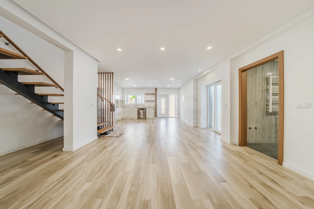 Moradia T3 para Venda em São Martinho do Porto Foto 1