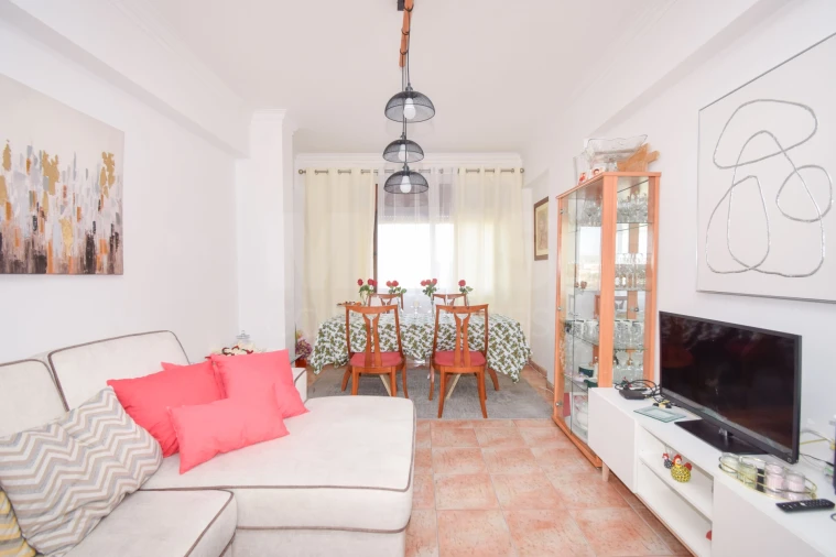 Apartamento T2 para Venda em Cacém e São Marcos Foto 3