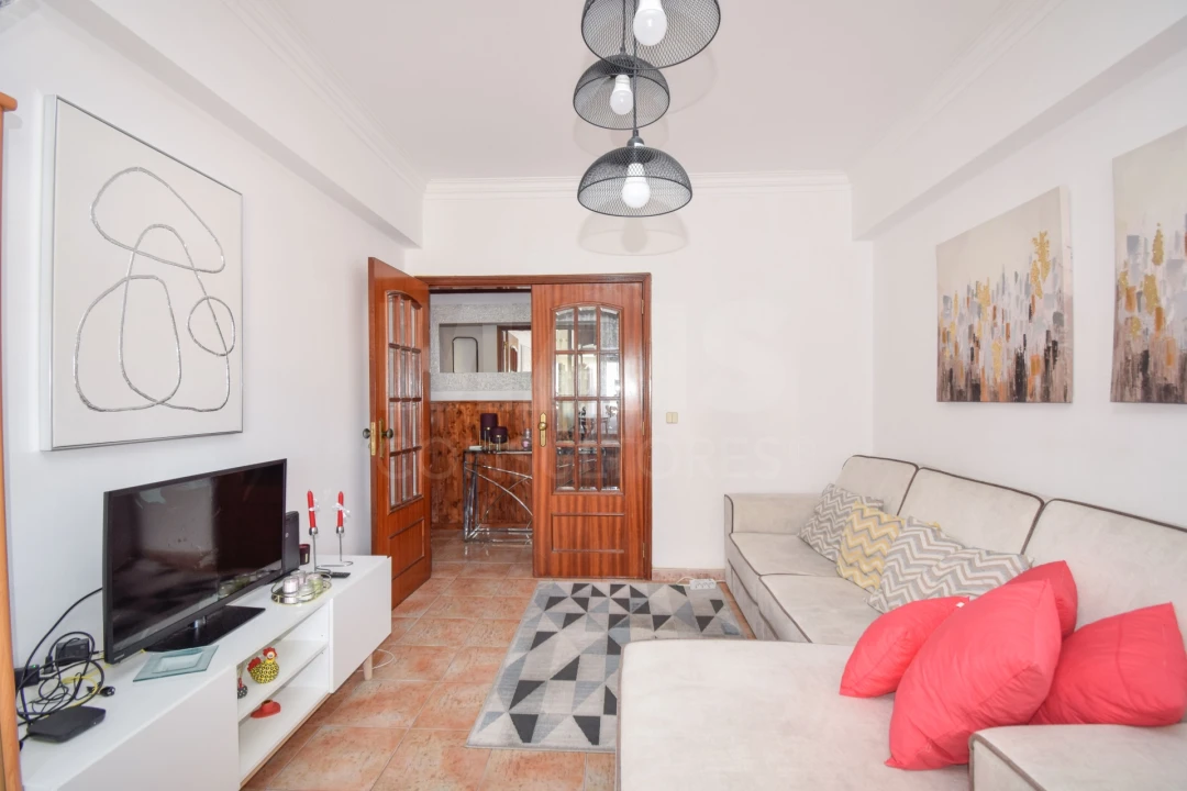 Apartamento T2 para Venda em Cacém e São Marcos Foto 4