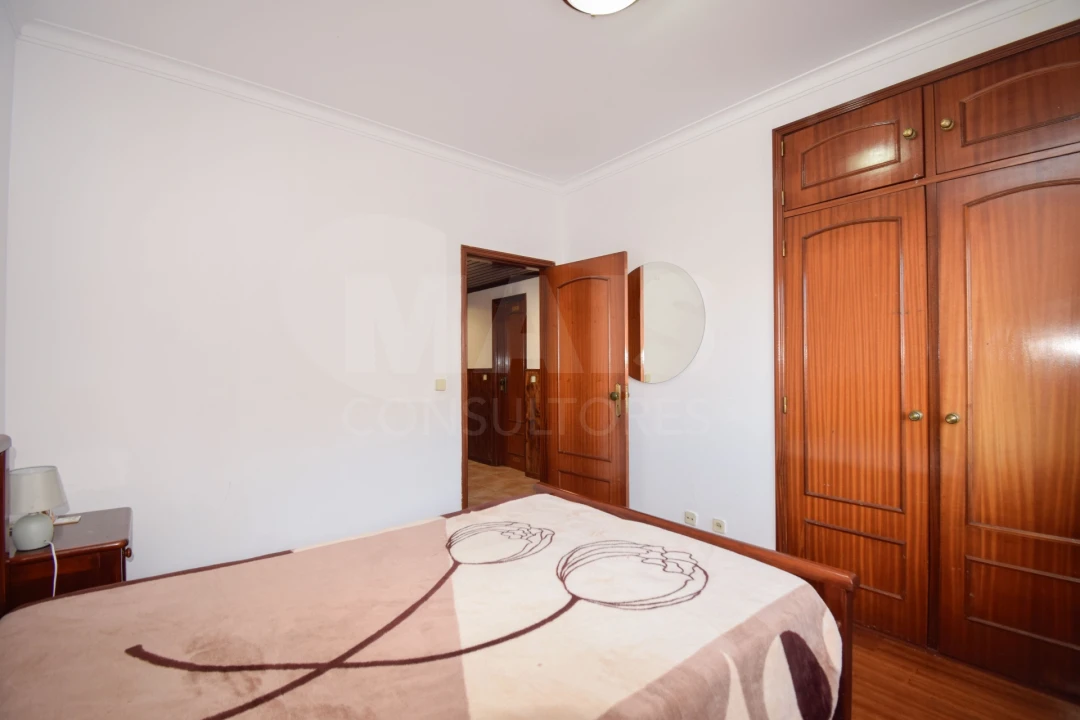 Apartamento T2 para Venda em Cacém e São Marcos Foto 10