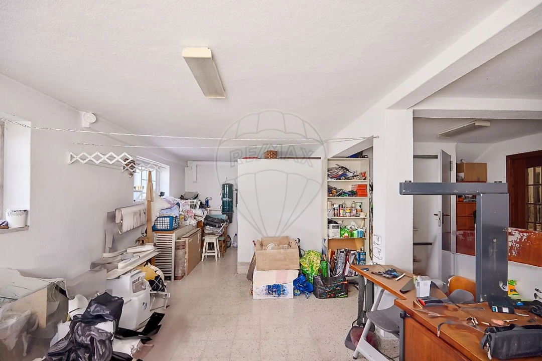 Moradia T6 para Venda em Charneca de Caparica e Sobreda Foto 19