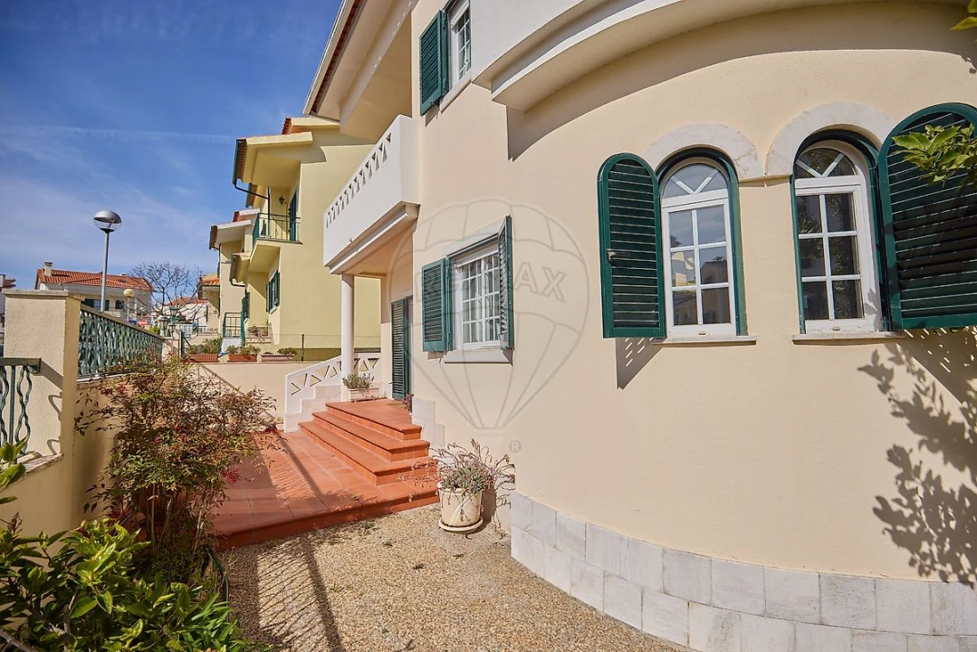 Moradia T6 para Venda em Charneca de Caparica e Sobreda Foto 23