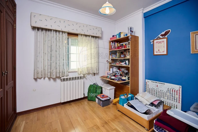 Moradia T6 para Venda em Charneca de Caparica e Sobreda Foto 37