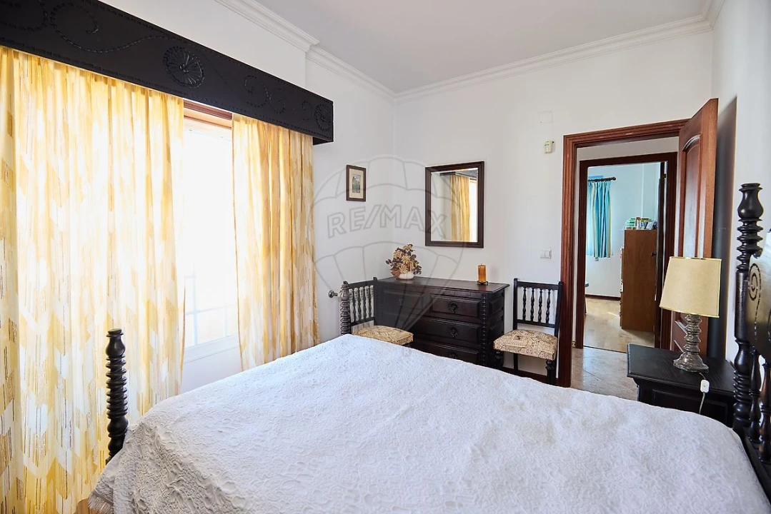 Moradia T6 para Venda em Charneca de Caparica e Sobreda Foto 31