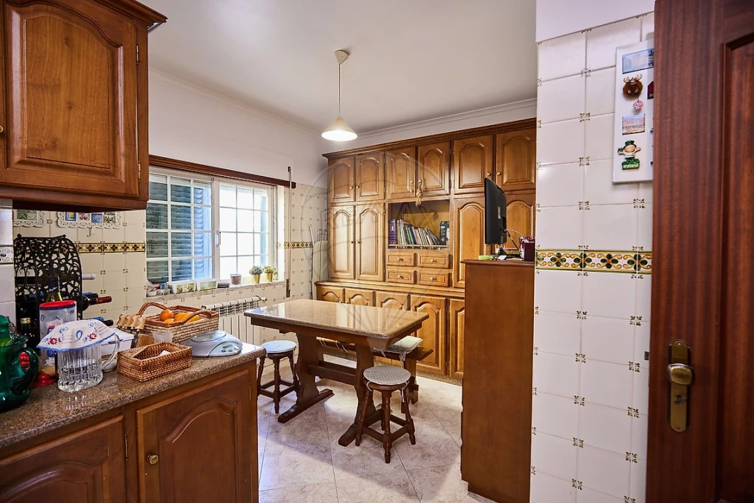 Moradia T6 para Venda em Charneca de Caparica e Sobreda Foto 44