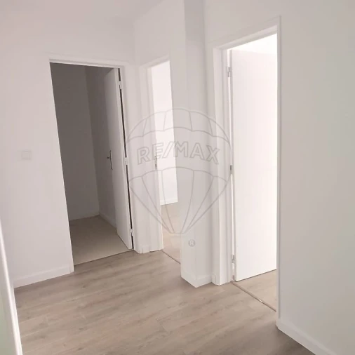 Apartamento T3 para Arrendamento em Baixa da Banheira e Vale da Amoreira Foto 6