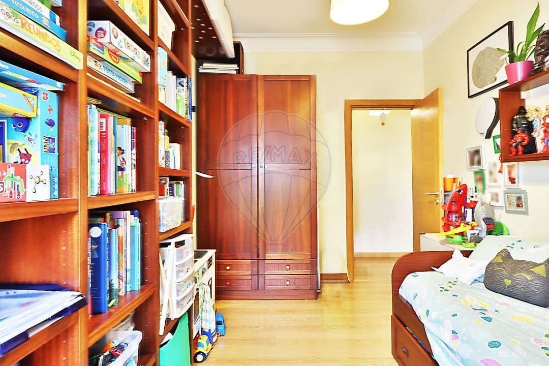 Apartamento T2 para Venda em Benfica Foto 11