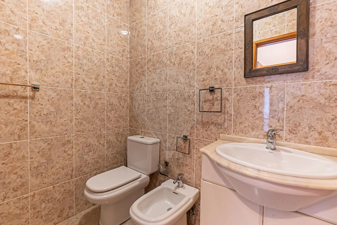 Apartamento T2 para Arrendamento em Mafamude e Vilar do Paraíso Foto 11