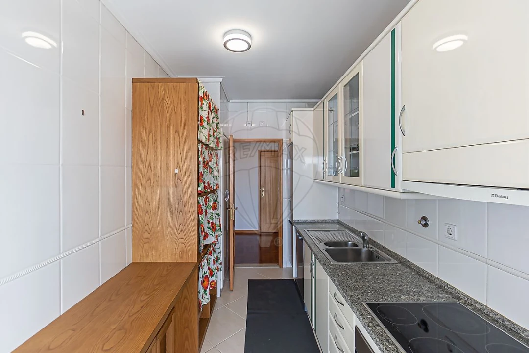 Apartamento T2 para Arrendamento em Mafamude e Vilar do Paraíso Foto 9